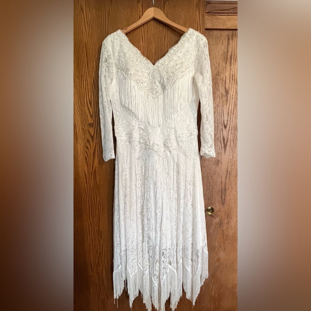 🤍Vintage White Lace Fringe Wedding Dress🤍